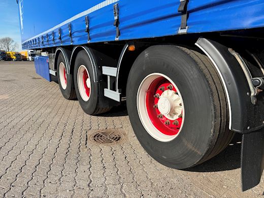 Hangler 3-aks Scandic m. hæve + skydetag Curtain-Sider - 17