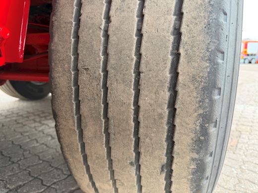 Kel-Berg 3-aks åben ligeud trailer med udtræks-kæpstokke Åben - 15