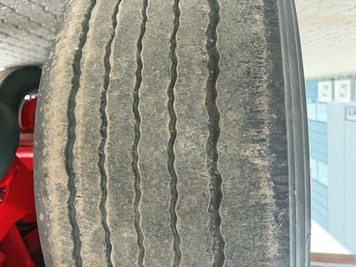 Kel-Berg 3-aks åben ligeud trailer med udtræks-kæpstokke Åben - 19