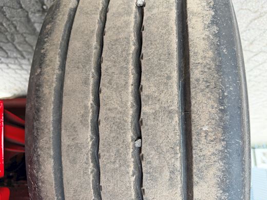 Kel-Berg 3-aks åben ligeud trailer med udtræks-kæpstokke Åben - 18