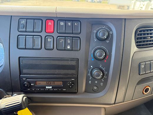 LF 260 4x2 Fast kasse - 12