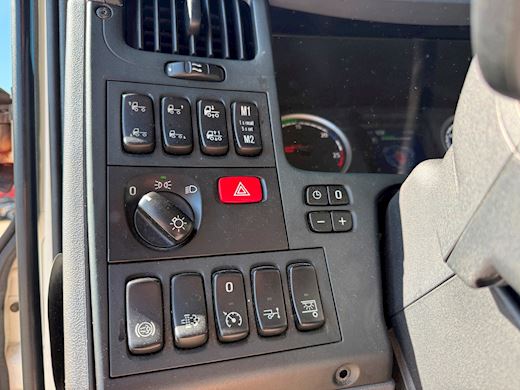 Scania G370 4x2 fraglads opbygning Gardin - 18