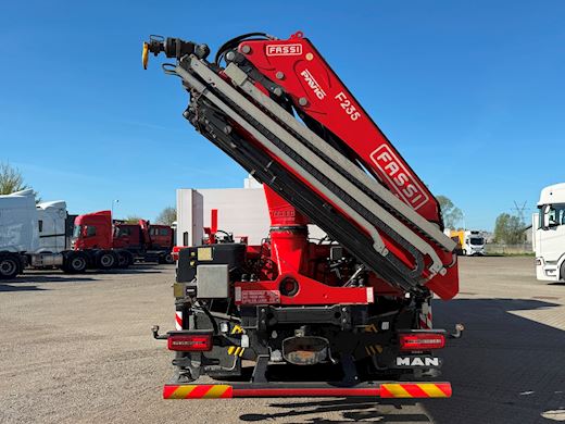 MAN TGX 26.470 6x2/4 m. Fassi F235 kran Kran - 3