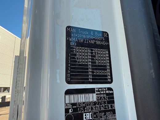 MAN TGX 26.470 6x2/4 m. Fassi F235 kran Kran - 29