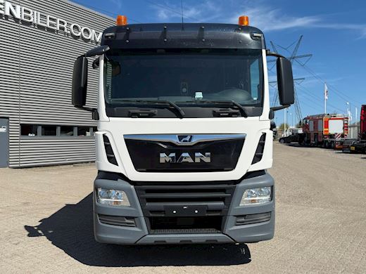 TGS 26.470 6x2/4 m. Fassi 195 Kran - 2