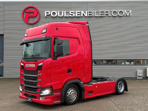 Scania S460 4x2 Mega KL 2, Trækker