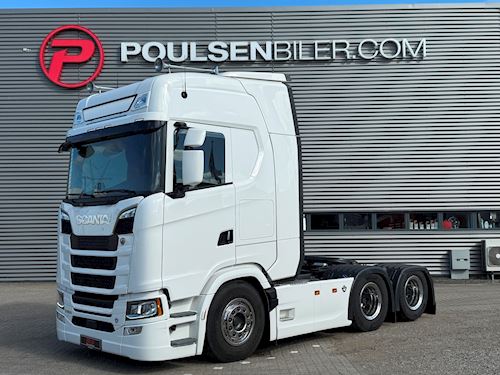 Scania 770S 6x2 boogie, Trækker