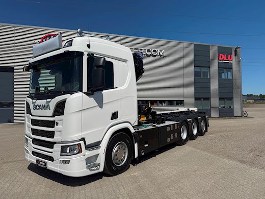 Scania R590 8x4*4 m. HMF 2820K5 kran Hejs/kran - 2