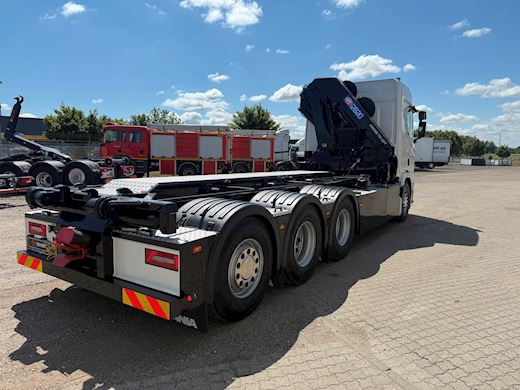 Scania R590 8x4*4 m. HMF 2820K5 kran Hejs/kran - 4