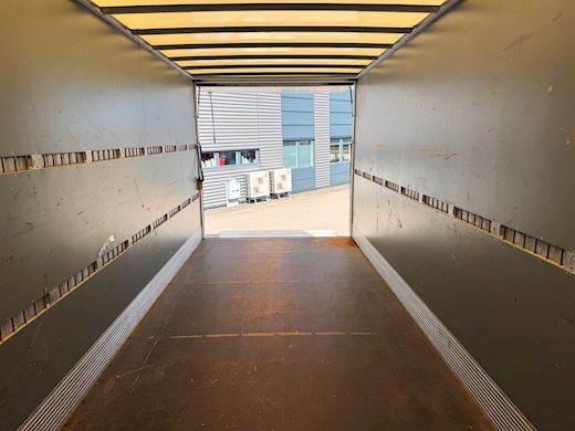 Iveco Euro Cargo 80-220 med fast kasse Fast kasse - 16