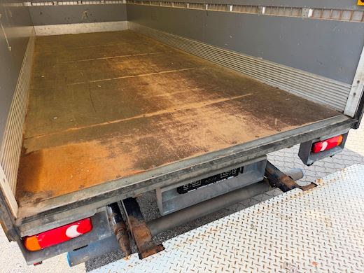 Iveco Euro Cargo 80-220 med fast kasse Fast kasse - 14