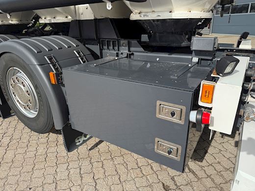 Scania R560 6x2 m. Spritzer silo opbygning Tankopbygning - 25