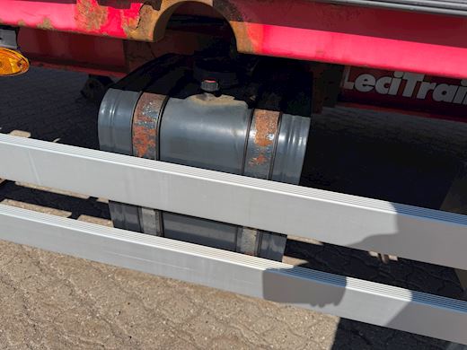 Leci 3-aks nedbygget trailer med Palfinger PK 9001EH kran Nedbygget - 22
