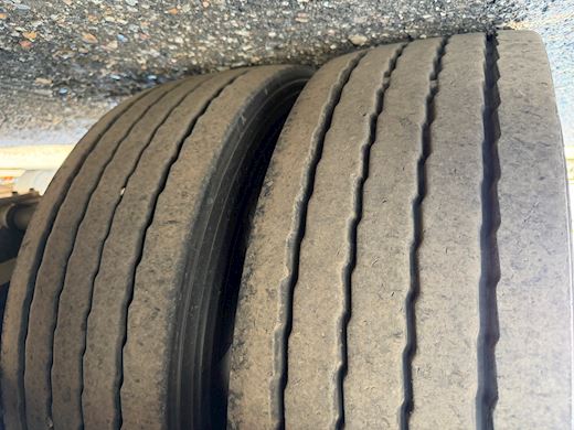 Leci 3-aks nedbygget trailer med Palfinger PK 9001EH kran Nedbygget - 28