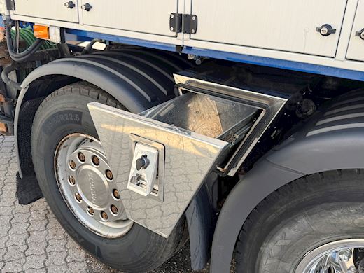 Scania P320 6x2*4 J. Hvidtved Larsen opbygning Slamsuger - 9
