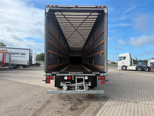 Kässbohrer 3-aks gardintrailer med truckbeslag Gardin - 9