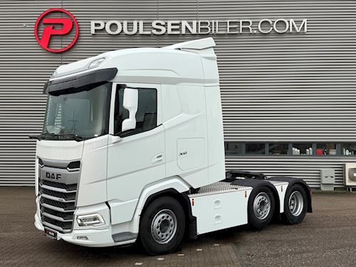 DAF XG530 FTG Twinsteer, Trækker