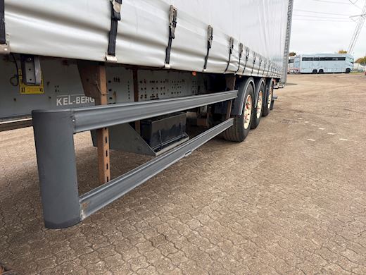 Kel-Berg 3-aks gardintrailer med truckbeslag og lift Curtains - 7