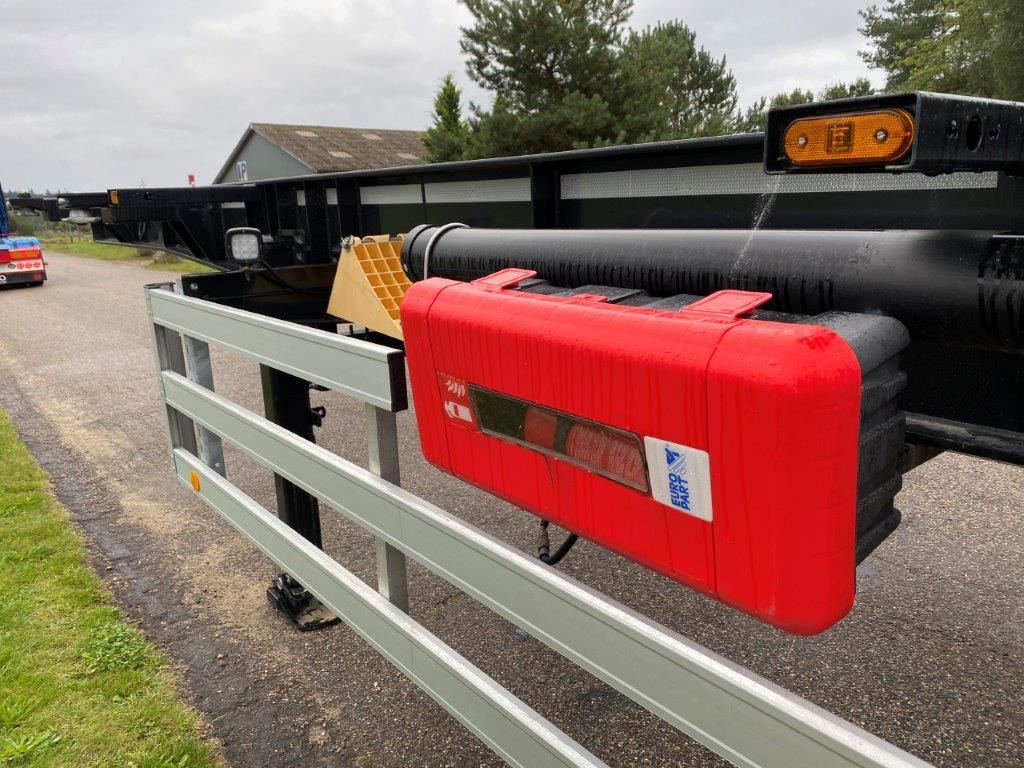 Nyt HRD 3-aks containerchassis
